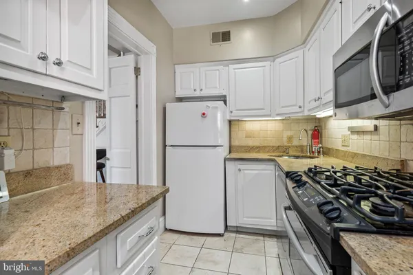 $6,995 | 1244 34th Street Northwest, Washington, DC 20007