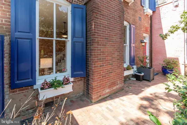 $6,995 | 1244 34th Street Northwest, Washington, DC 20007