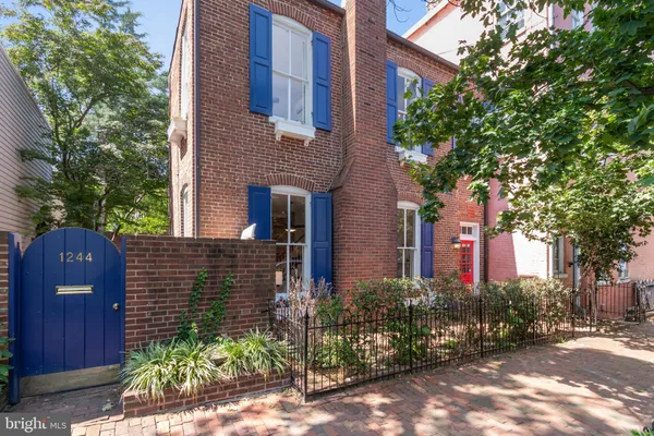 $6,995 | 1244 34th Street Northwest, Washington, DC 20007