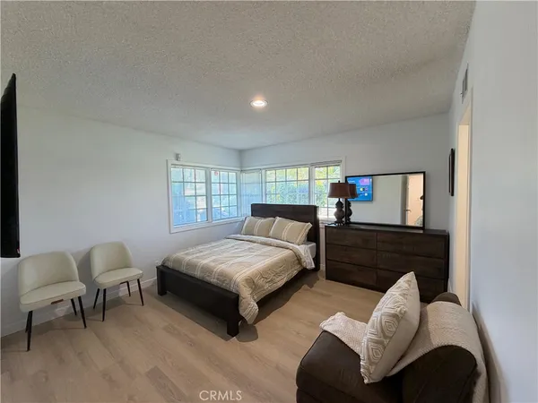 $6,300 | 9660 Vanalden Avenue, Northridge, CA 91324