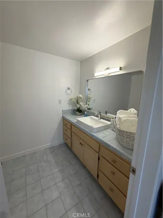 $6,300 | 9660 Vanalden Avenue, Northridge, CA 91324