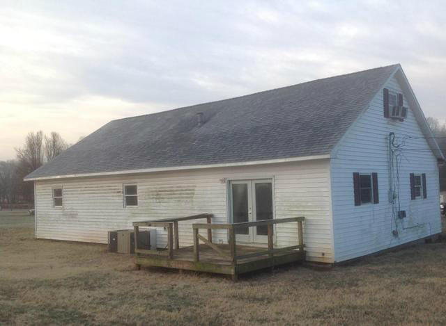 387 Calloway Road Loudon, TN 37774 - Photo 2 of 10 REAR VIEW