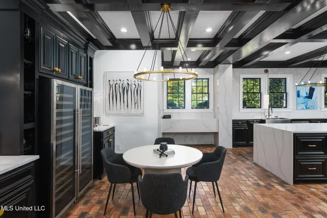 $1,550,000 | 312 6th Avenue, Hattiesburg, MS 39401