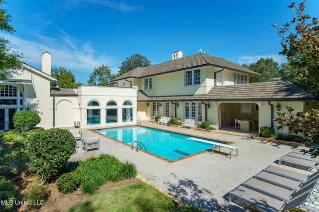 $1,550,000 | 312 6th Avenue, Hattiesburg, MS 39401