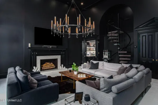 $1,550,000 | 312 6th Avenue, Hattiesburg, MS 39401