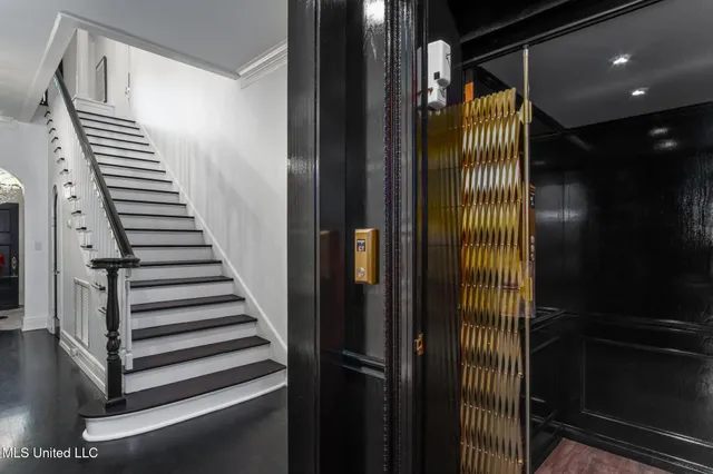 $1,550,000 | 312 6th Avenue, Hattiesburg, MS 39401