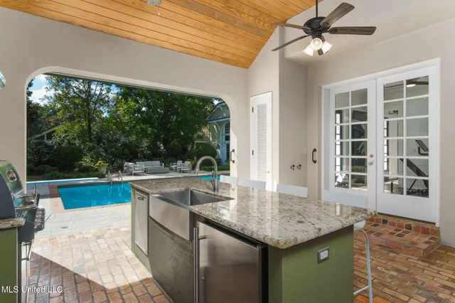 $1,550,000 | 312 6th Avenue, Hattiesburg, MS 39401