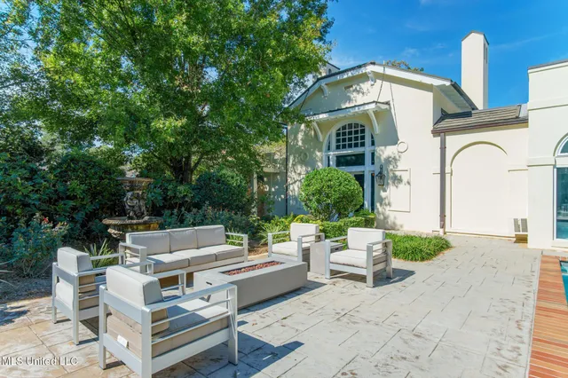 $1,550,000 | 312 6th Avenue, Hattiesburg, MS 39401