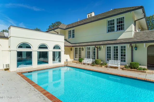 $1,550,000 | 312 6th Avenue, Hattiesburg, MS 39401