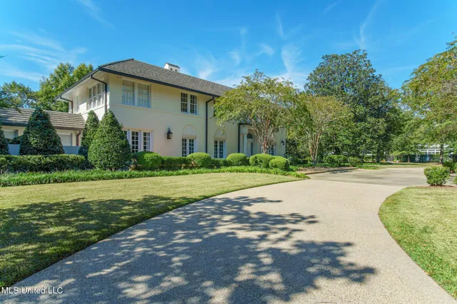 $1,550,000 | 312 6th Avenue, Hattiesburg, MS 39401