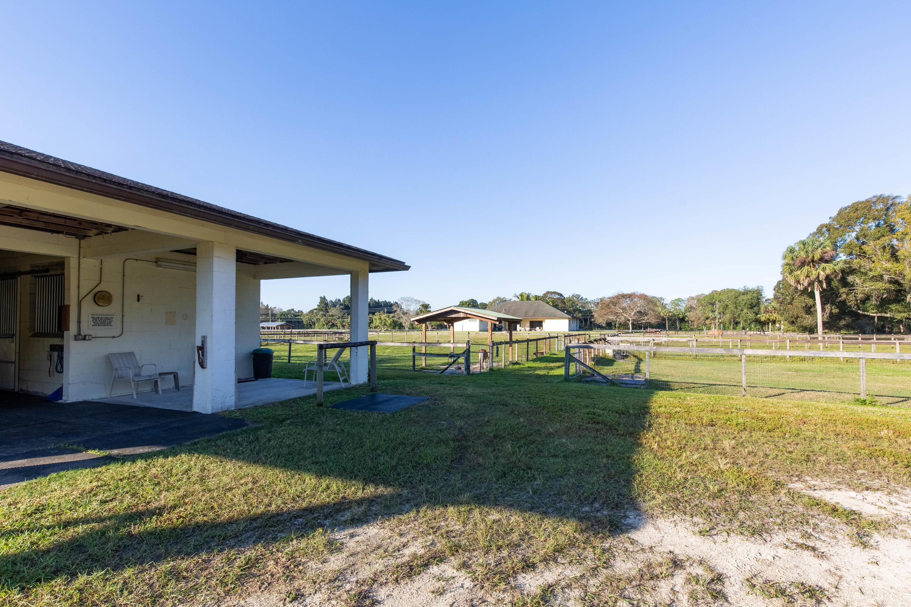 17190 Jupiter Farms Road Jupiter, FL 33478 - Photo 8 of 40 22