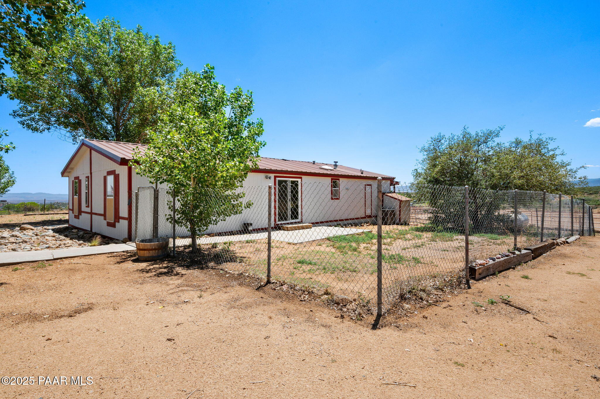 17320 East Roper Way Dewey, AZ 86327 - Photo 16 of 24 Backyard
