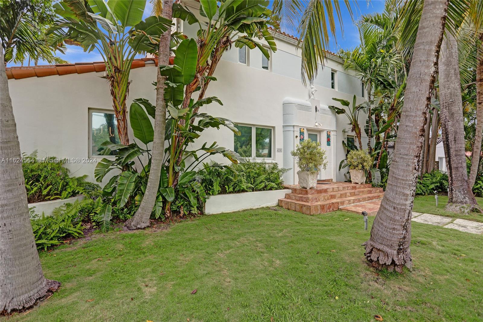 4585 Alton Road Miami Beach, FL 33140 - Photo 2 of 44 Gallery Image 2