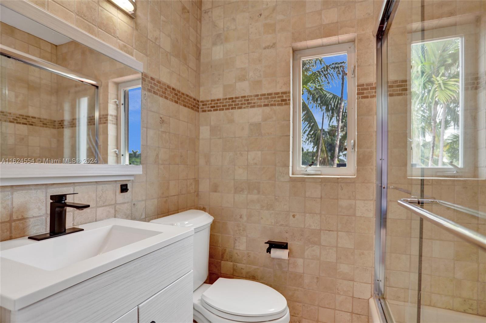 4585 Alton Road Miami Beach, FL 33140 - Photo 34 of 44 Gallery Image 34