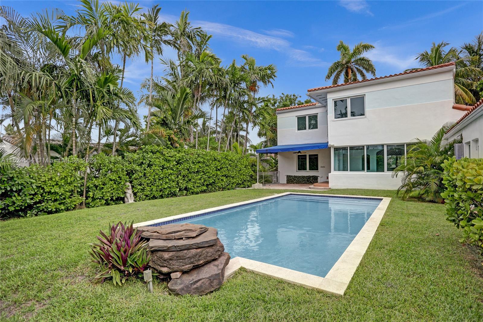 4585 Alton Road Miami Beach, FL 33140 - Photo 7 of 44 Gallery Image 7