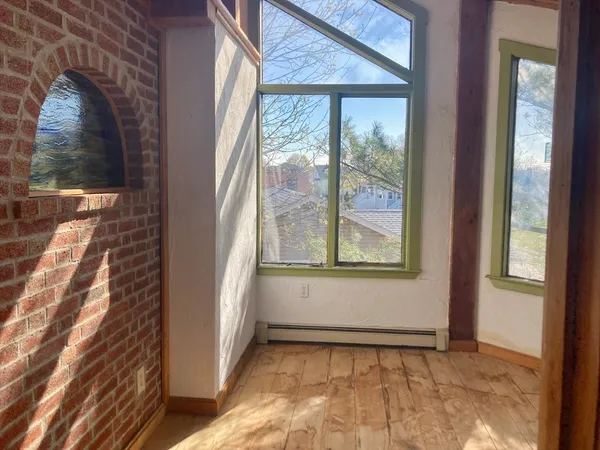 $474,900 | 15 Russell Street, Hull, MA 02045