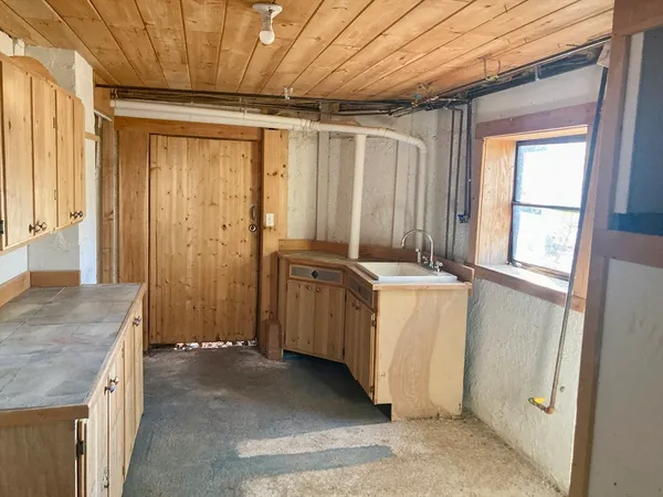 $474,900 | 15 Russell Street, Hull, MA 02045
