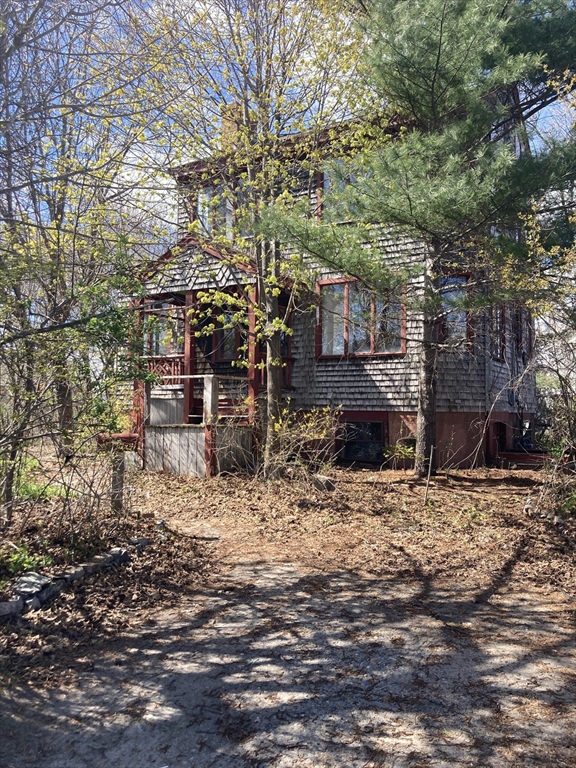 15 Russell Street Hull, MA 02045 - Photo 2 of 17