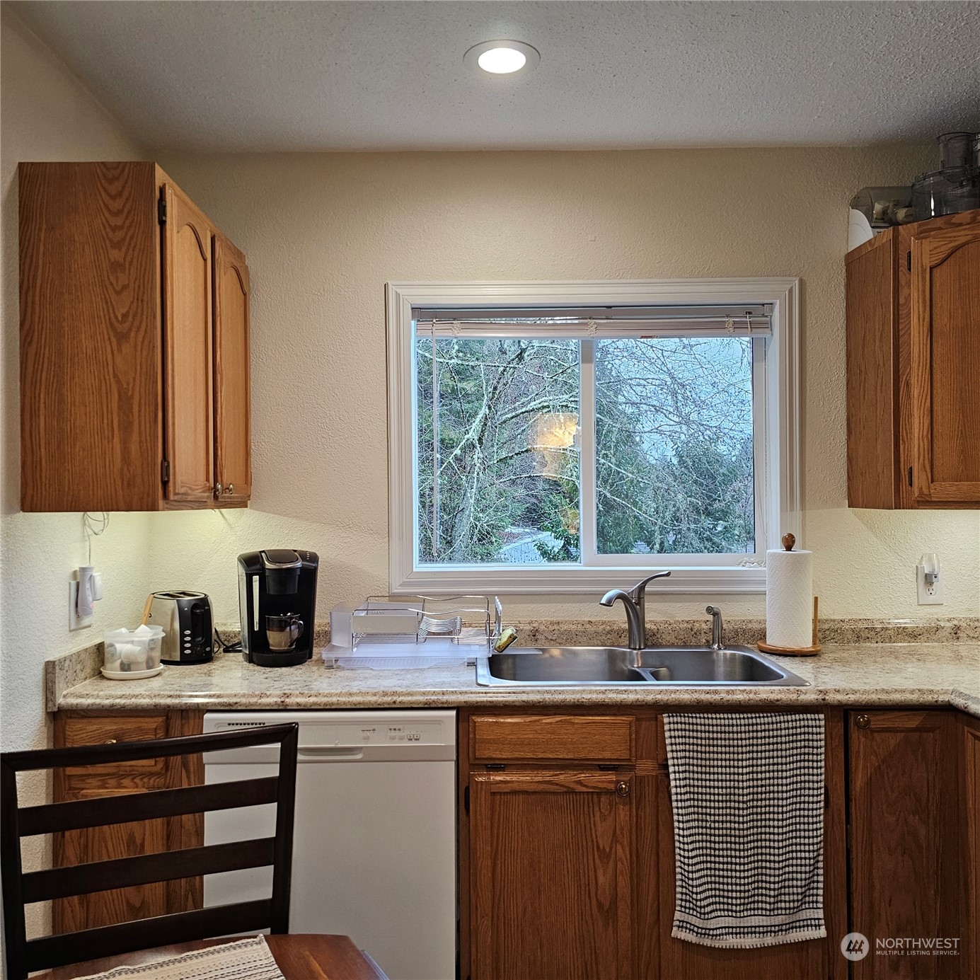 2725 Wishkah Road Aberdeen, WA 98520 - Photo 13 of 29 Gallery Image 13