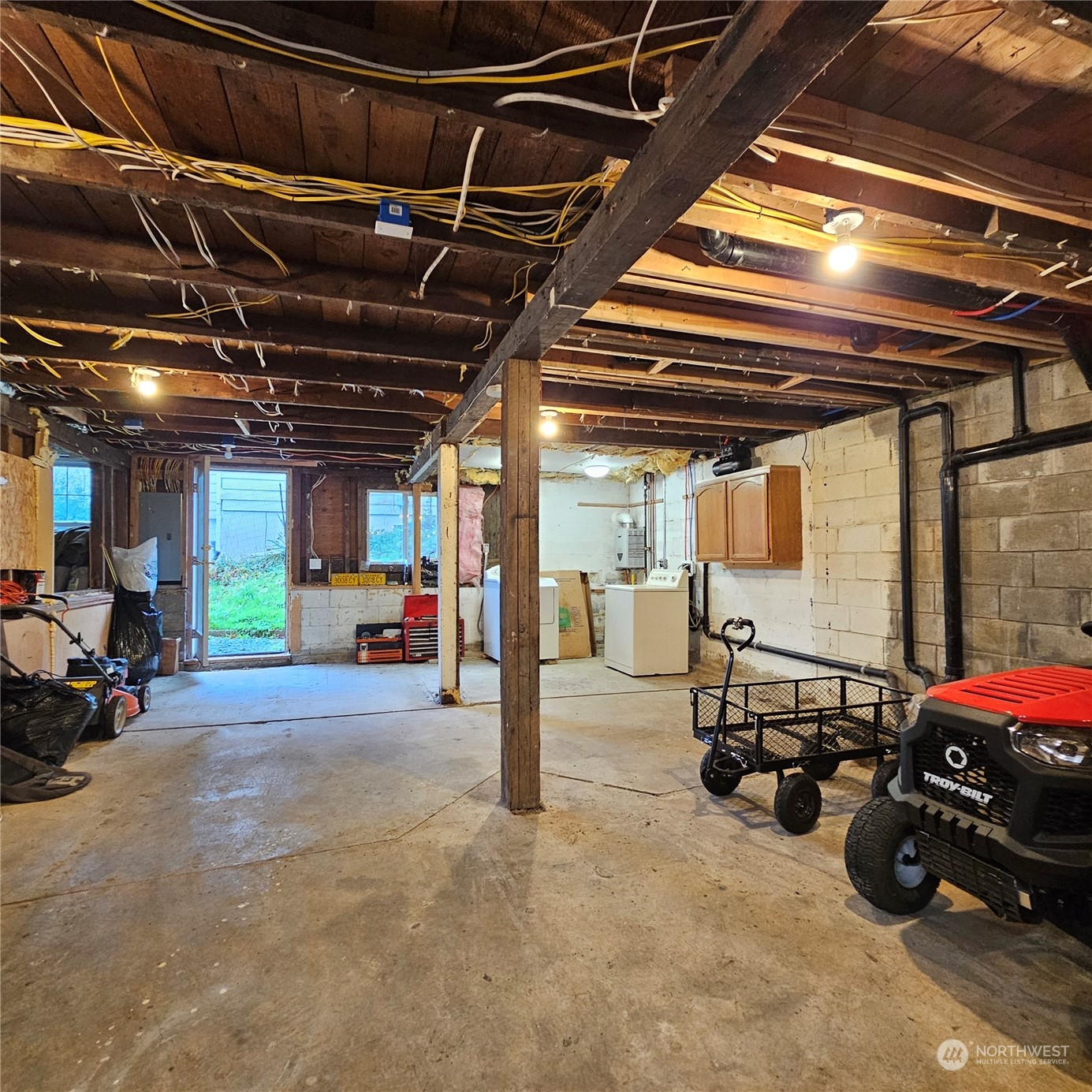 2725 Wishkah Road Aberdeen, WA 98520 - Photo 27 of 29 Gallery Image 27
