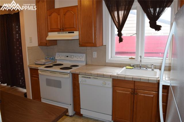 4306 Mallow Road Colorado Springs, CO 80907 - Photo 6 of 14