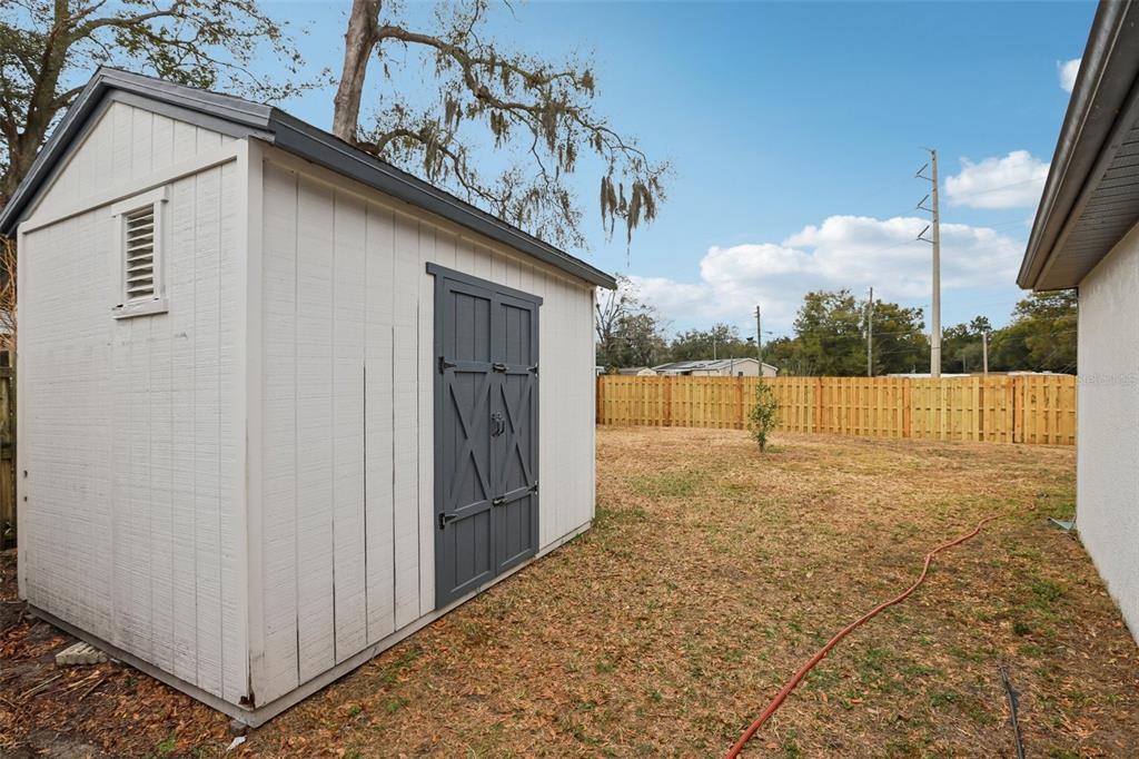 6917 Oakcrest Lane Zephyrhills, FL 33542 - Photo 35 of 54