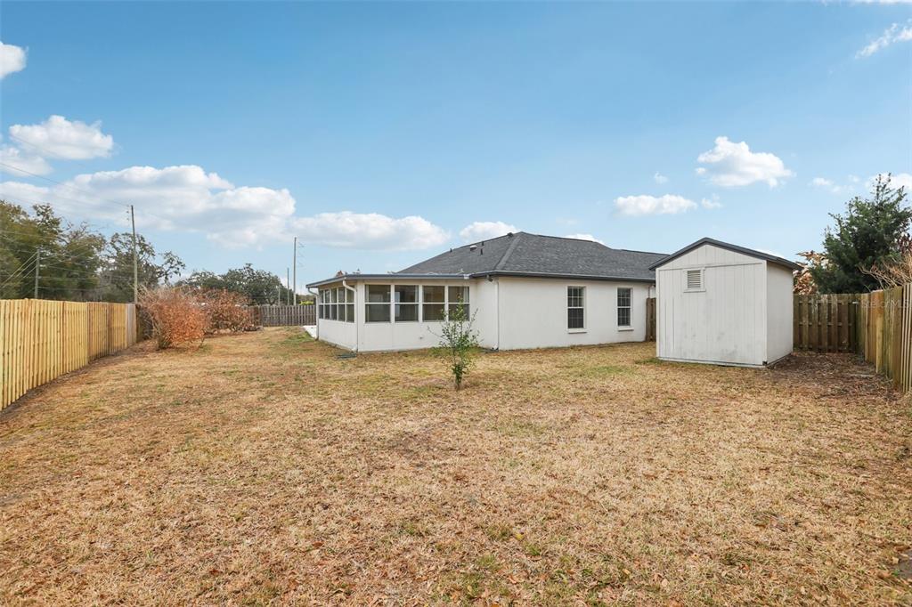 6917 Oakcrest Lane Zephyrhills, FL 33542 - Photo 38 of 54