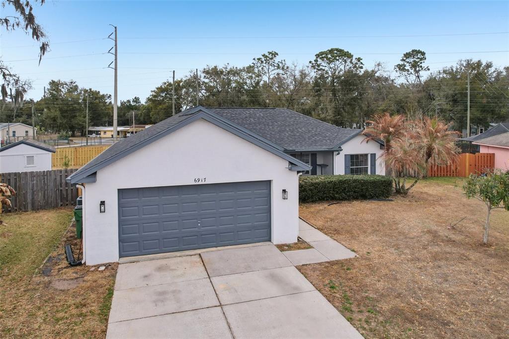 6917 Oakcrest Lane Zephyrhills, FL 33542 - Photo 43 of 54