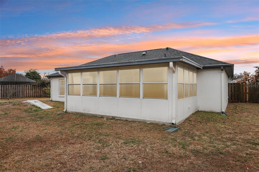 6917 Oakcrest Lane Zephyrhills, FL 33542 - Photo 53 of 54