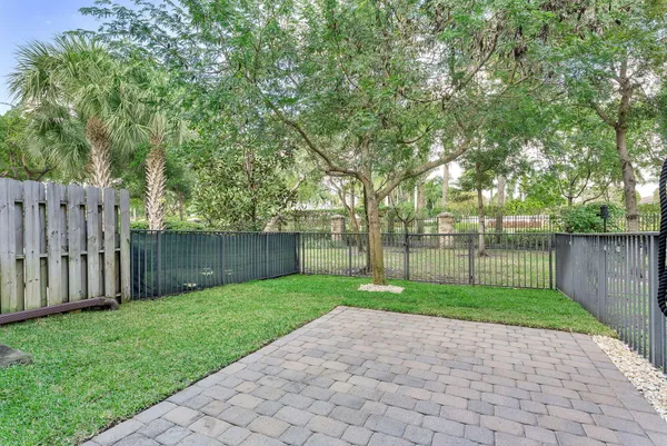 $519,999 | 12756 Anthorne Lane, Boynton Beach, FL 33436