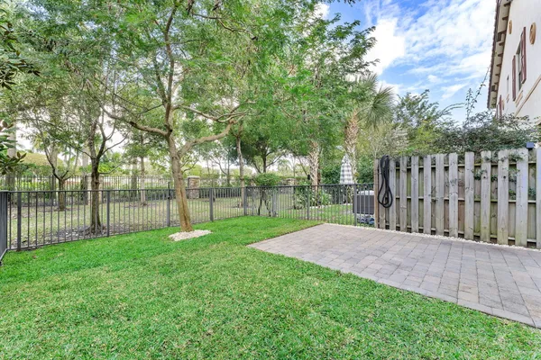 $519,999 | 12756 Anthorne Lane, Boynton Beach, FL 33436