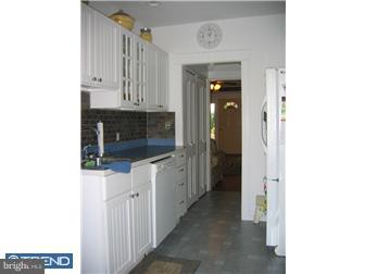 45 Wayne Avenue Springfield, PA 19064 - Photo 6 of 12 Kitchen