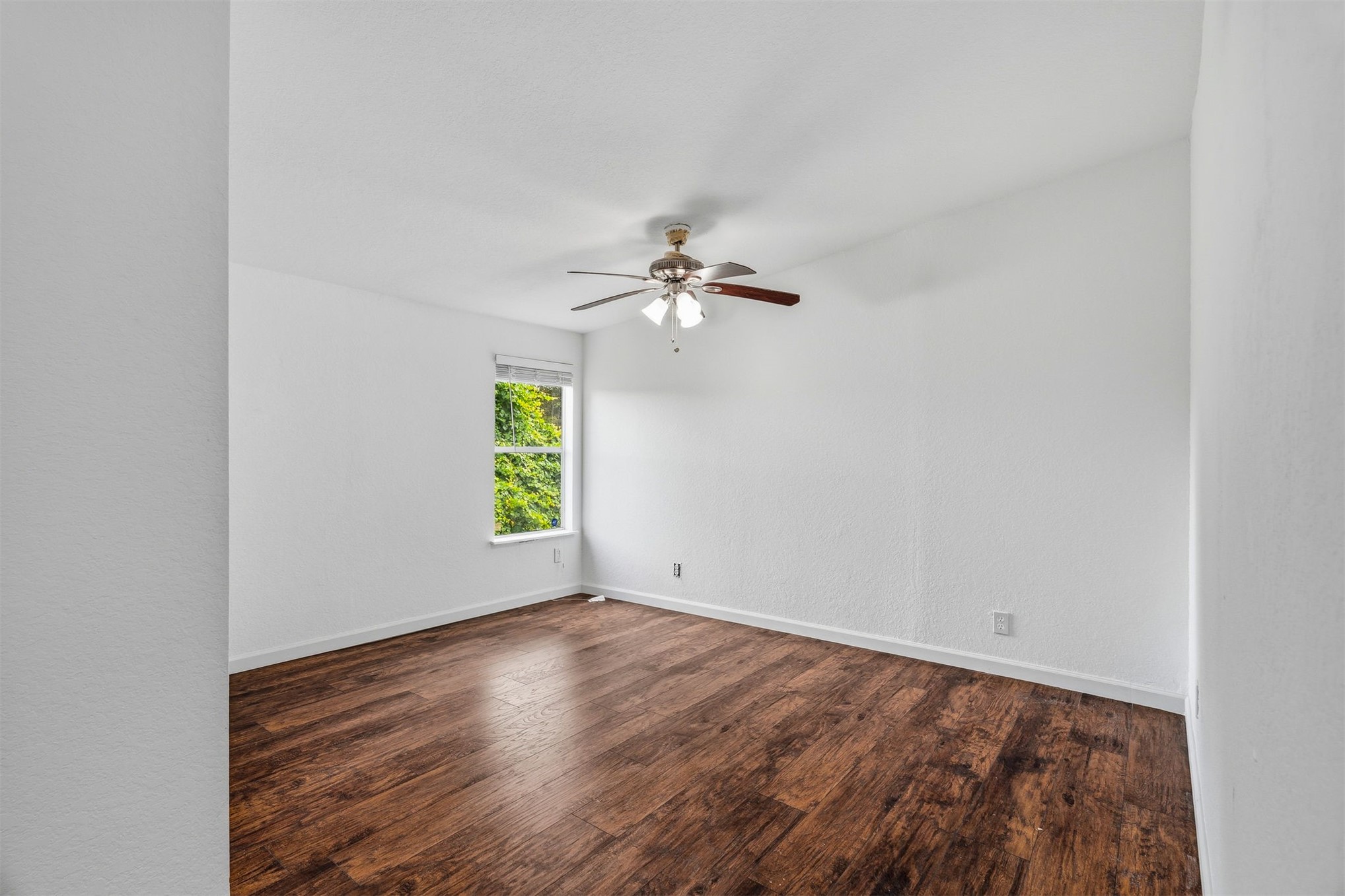 2775 Lightning Way Hilliard, FL 32046 - Photo 28 of 37