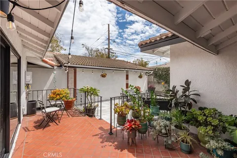 $1,749,000 | 1980 Vuelta Grande Avenue, Long Beach, CA 90815