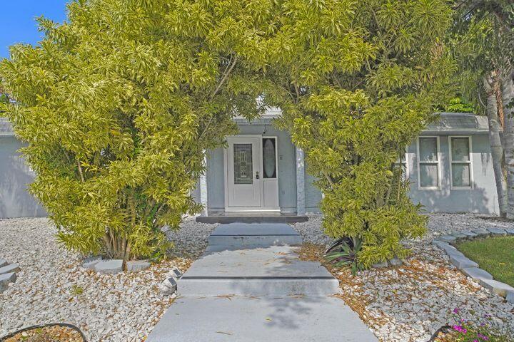 3943 Northwest 4th Avenue Boca Raton, FL 33431 - Photo 1 of 38 20210414203804353929000000-o