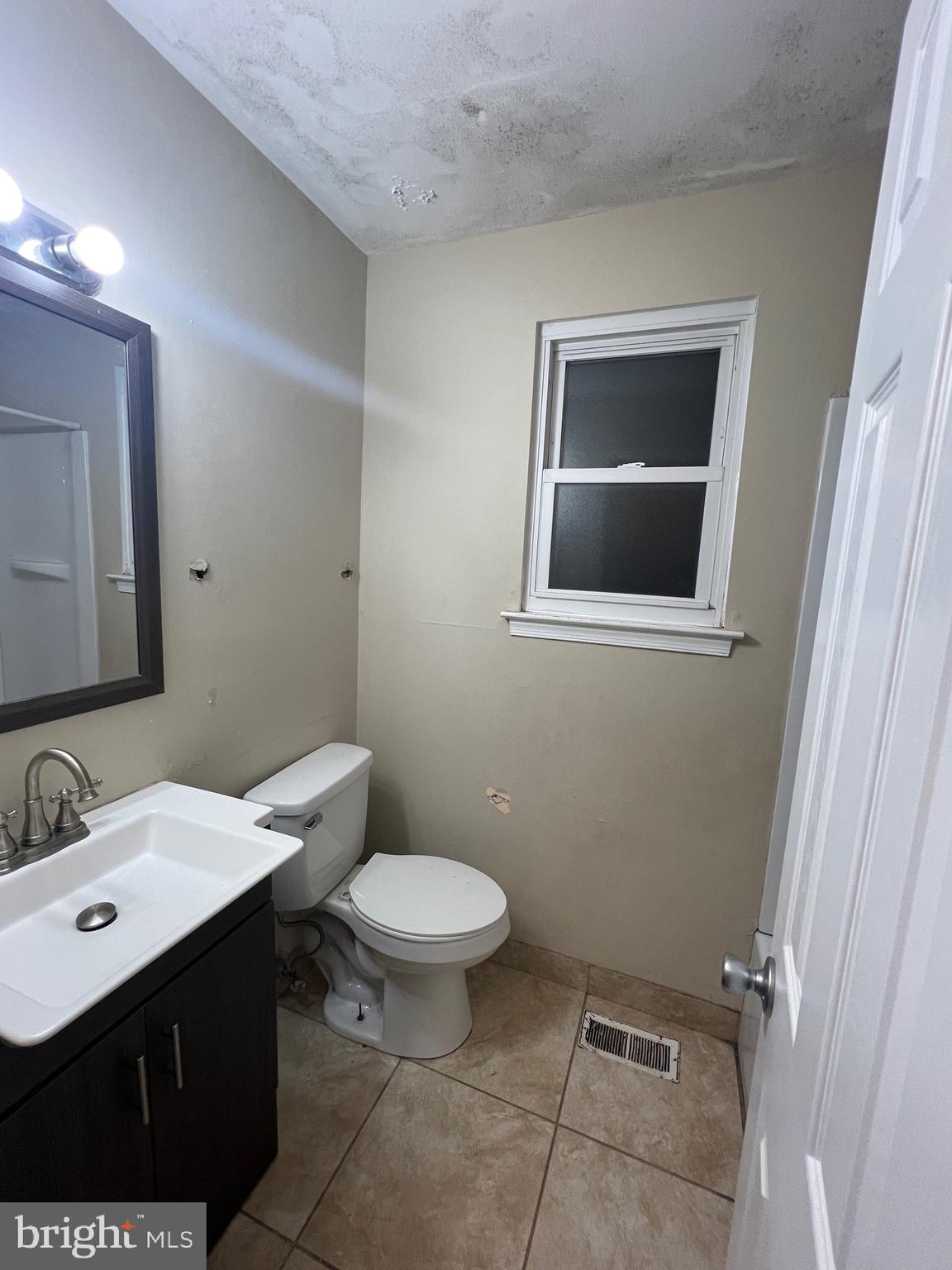 96 Farmhouse Road Sicklerville, NJ 08081 - Photo 8 of 14
