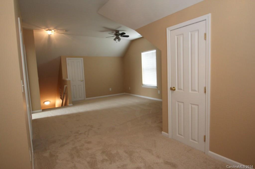 237 Faust Road Davidson, NC 28036 - Photo 7 of 11 Gallery Image 7