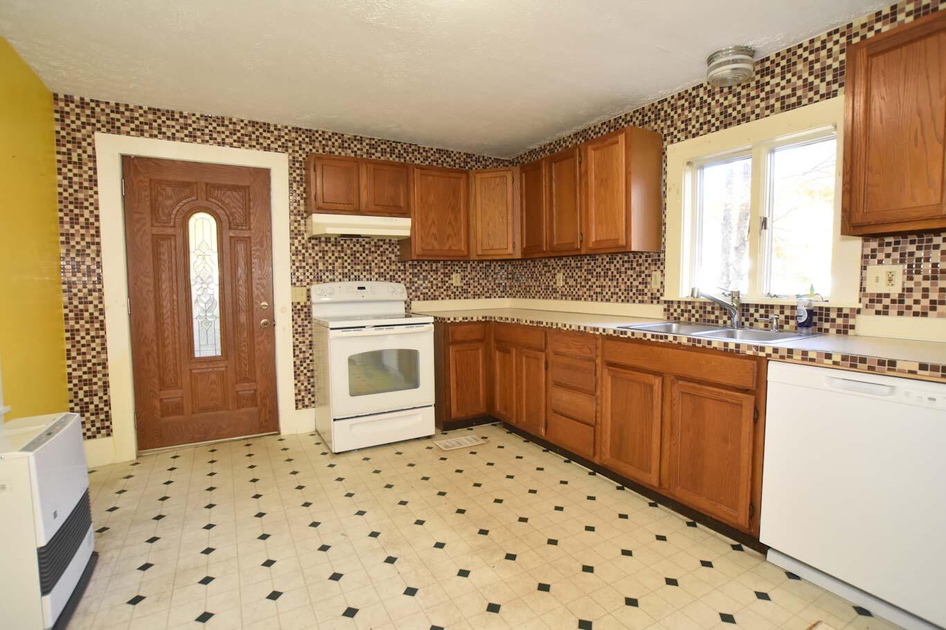50 Baldwin Road Sebago, ME 04029 - Photo 4 of 14 Kitchen1