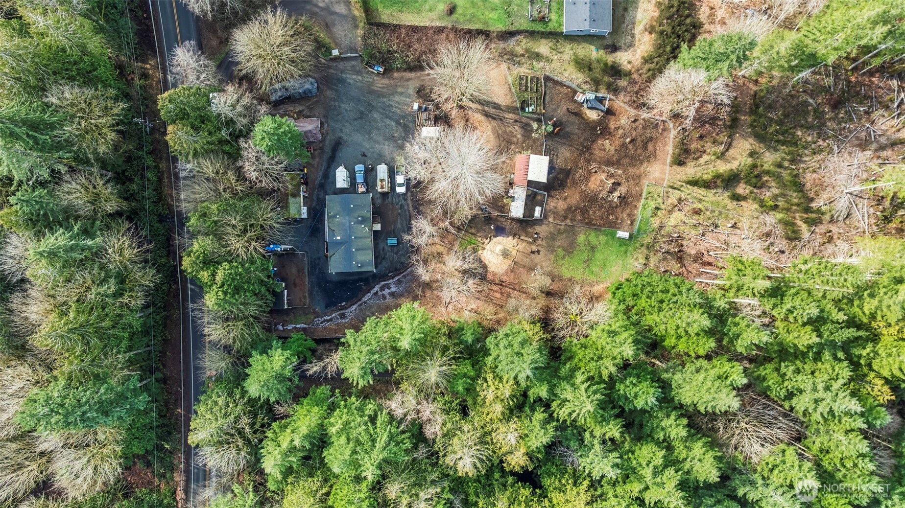 3762 West Cloquallum Road Shelton, WA 98584 - Photo 2 of 36