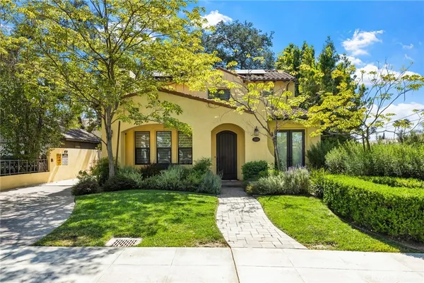 $1,199,000 | 308 North Oak Avenue, Pasadena, CA 91107