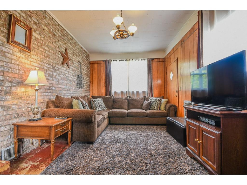 906 East Mountain View Road Johnson City, TN 37601 - Photo 12 of 35 Photo 12