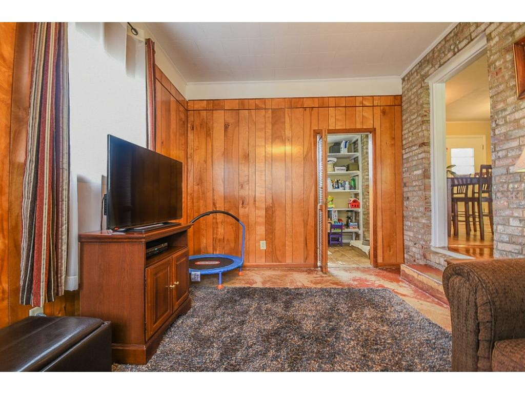 906 East Mountain View Road Johnson City, TN 37601 - Photo 13 of 35 Photo 13
