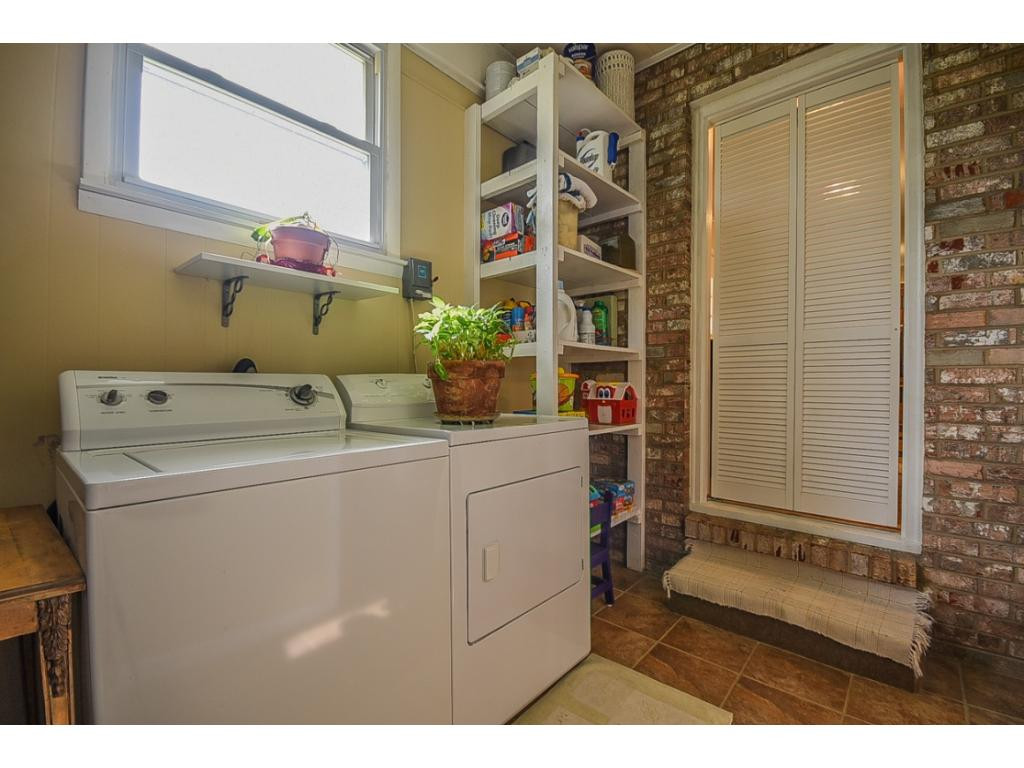 906 East Mountain View Road Johnson City, TN 37601 - Photo 15 of 35 Photo 15