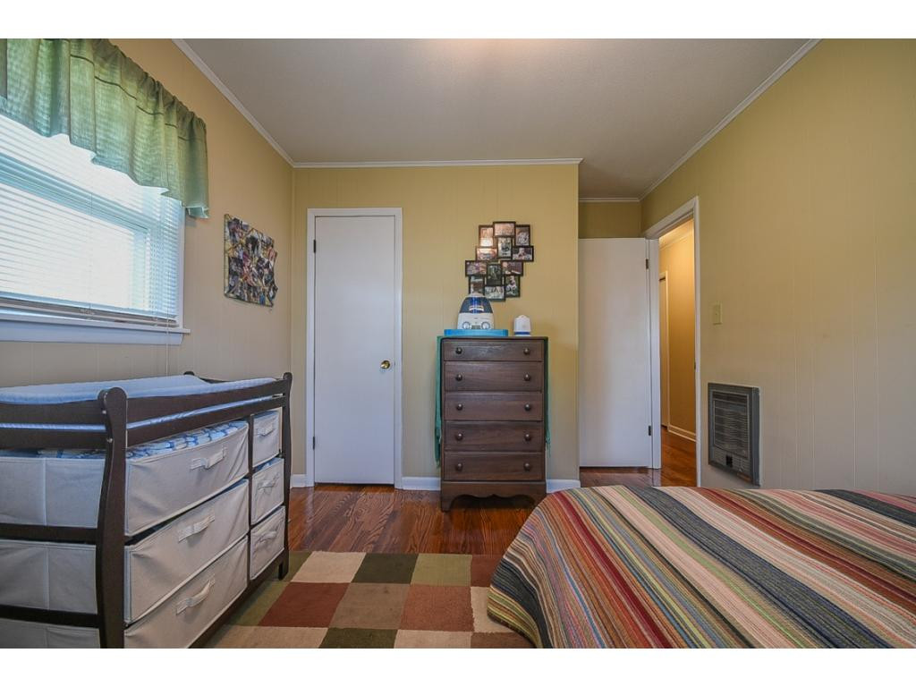906 East Mountain View Road Johnson City, TN 37601 - Photo 18 of 35 Photo 18
