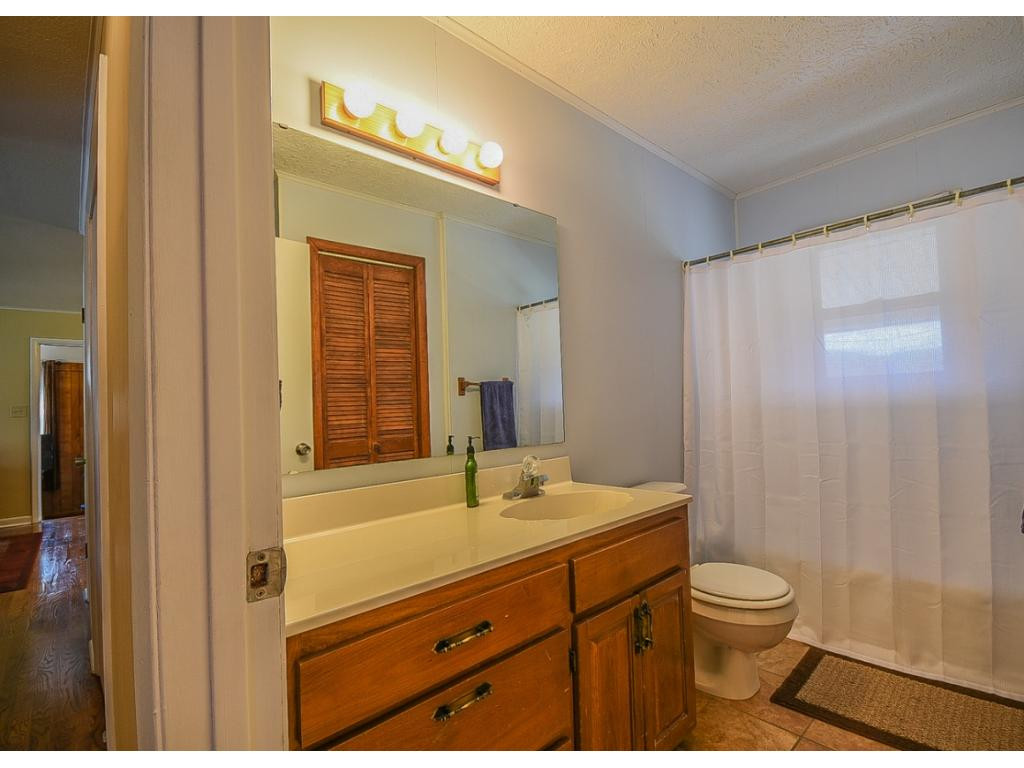 906 East Mountain View Road Johnson City, TN 37601 - Photo 20 of 35 Photo 20
