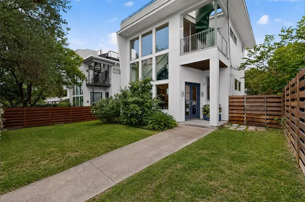 $8,499 | 807-2 West Gibson Street, Austin, TX 78704