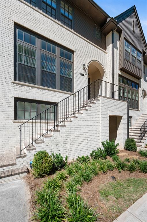 134 Britten Pass Alpharetta, GA 30009 - Photo 3 of 64