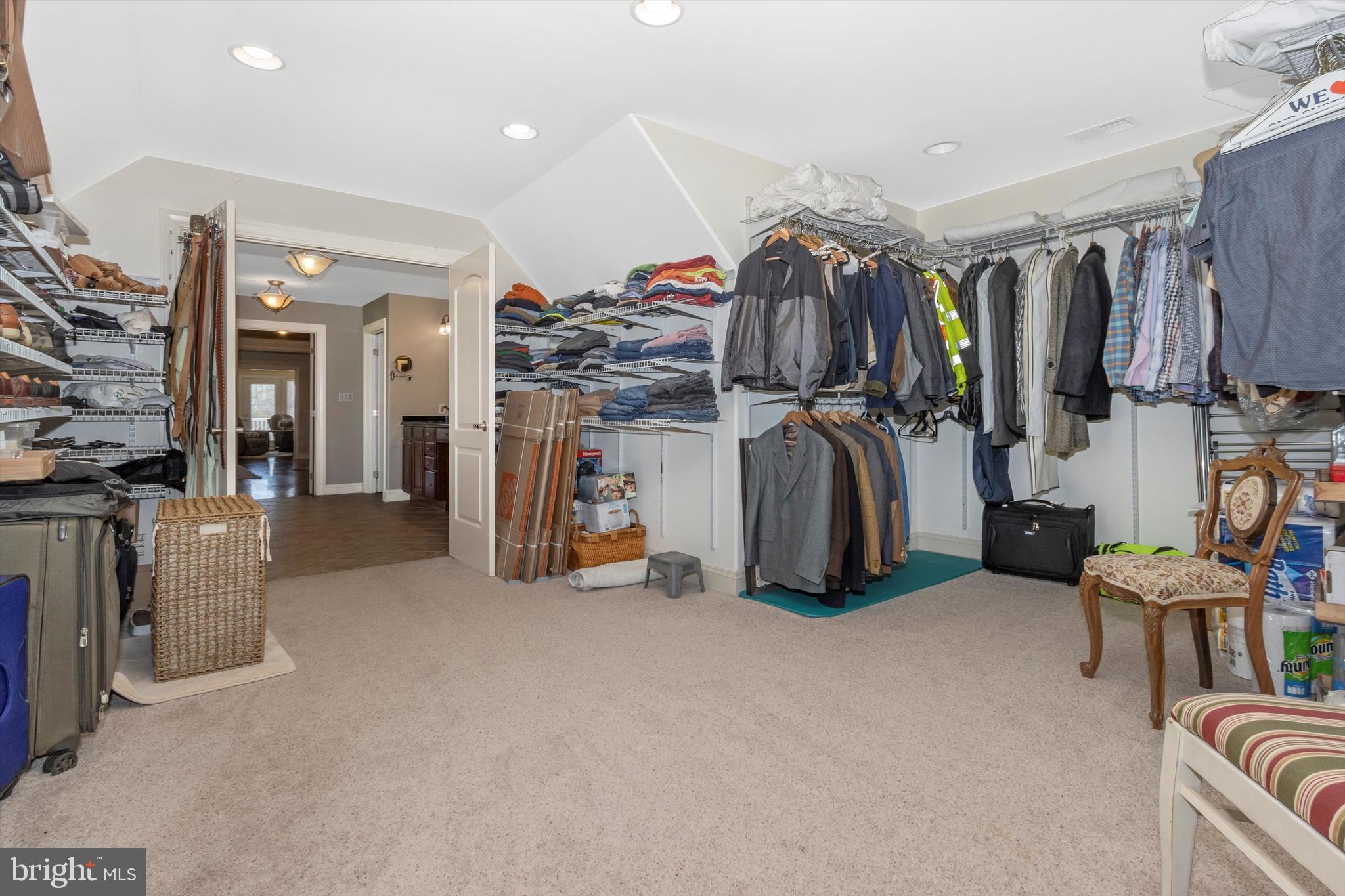 4083 Reels Mill Road Frederick, MD 21704 - Photo 47 of 96 Primary Closet (1 of 2)