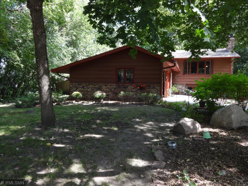 8165 Pennsylvania Road Bloomington, MN 55438 - Photo 2 of 37 Gallery Image 2