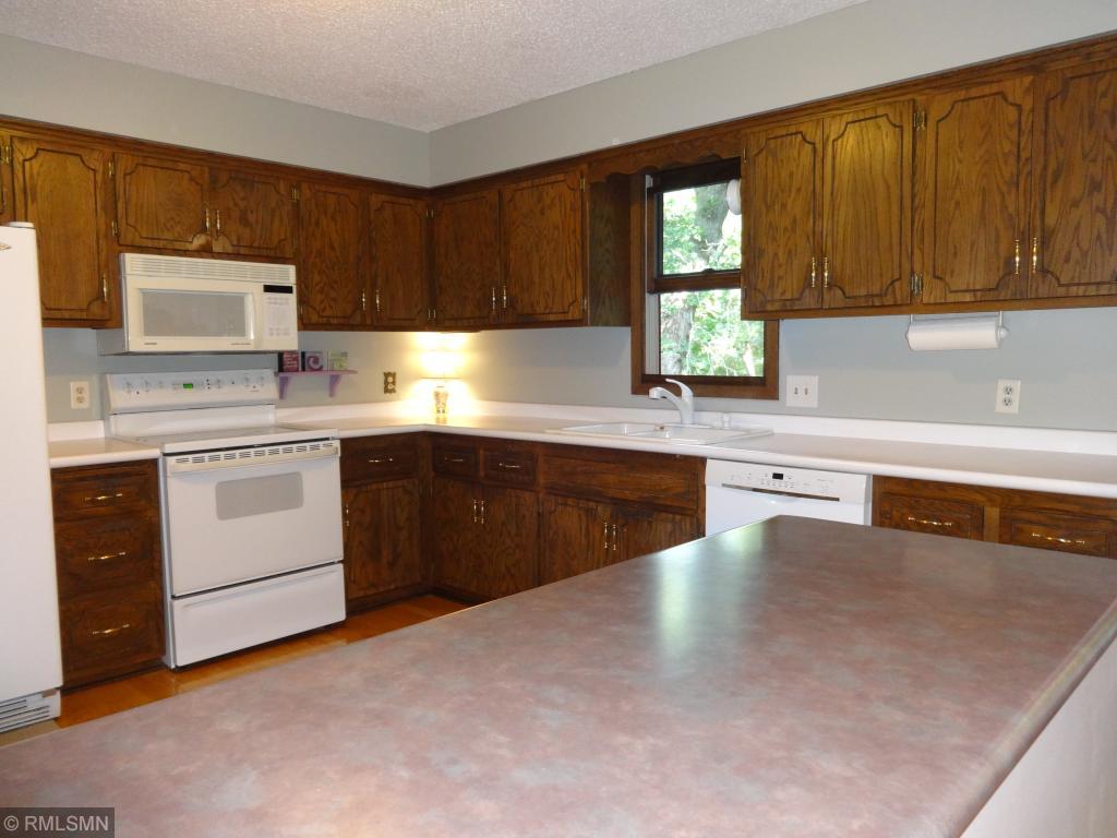 8165 Pennsylvania Road Bloomington, MN 55438 - Photo 17 of 37 Gallery Image 17